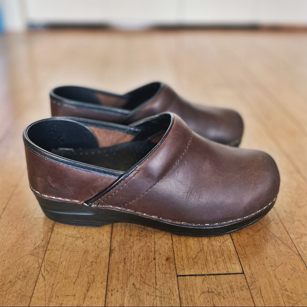 Dansko Antique Brown Professional Clogs